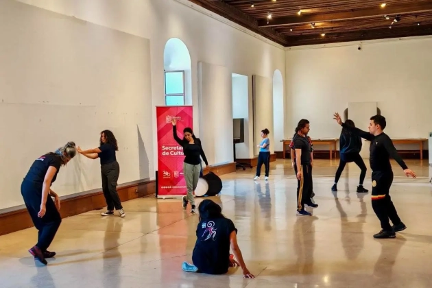 Disfruta de un viaje sensorial y creativo con muestra de danza contemporánea: Secum 